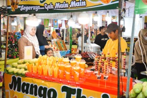 SALAH SATU TENANT MANGO THAI DI KULINER PITOELASAN ARTOS MALL